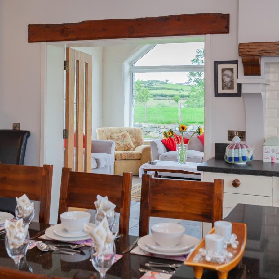 Beautiful Mountain Views & Private Hot Tub Villa Kilcoo Luaran gambar
