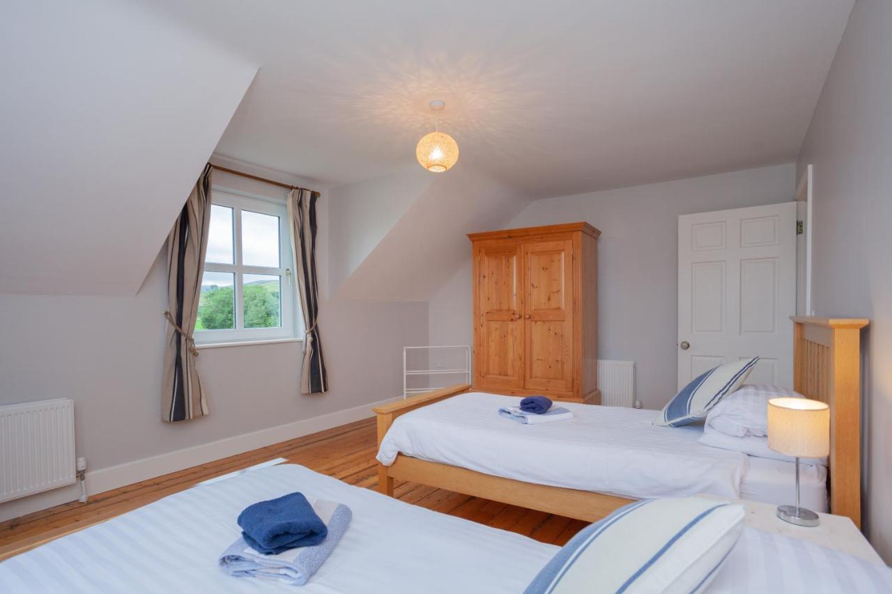 Beautiful Mountain Views & Private Hot Tub Villa Kilcoo Luaran gambar
