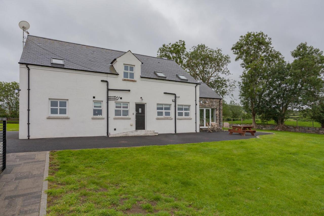 Beautiful Mountain Views & Private Hot Tub Villa Kilcoo Luaran gambar