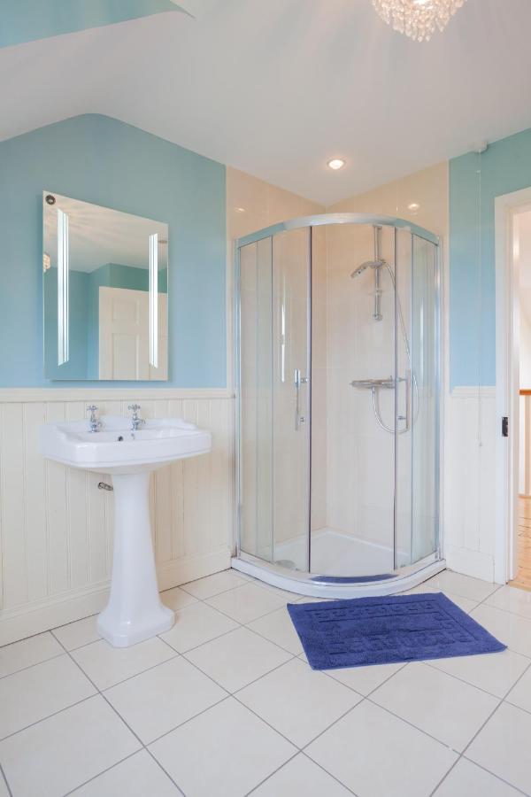 Beautiful Mountain Views & Private Hot Tub Villa Kilcoo Luaran gambar