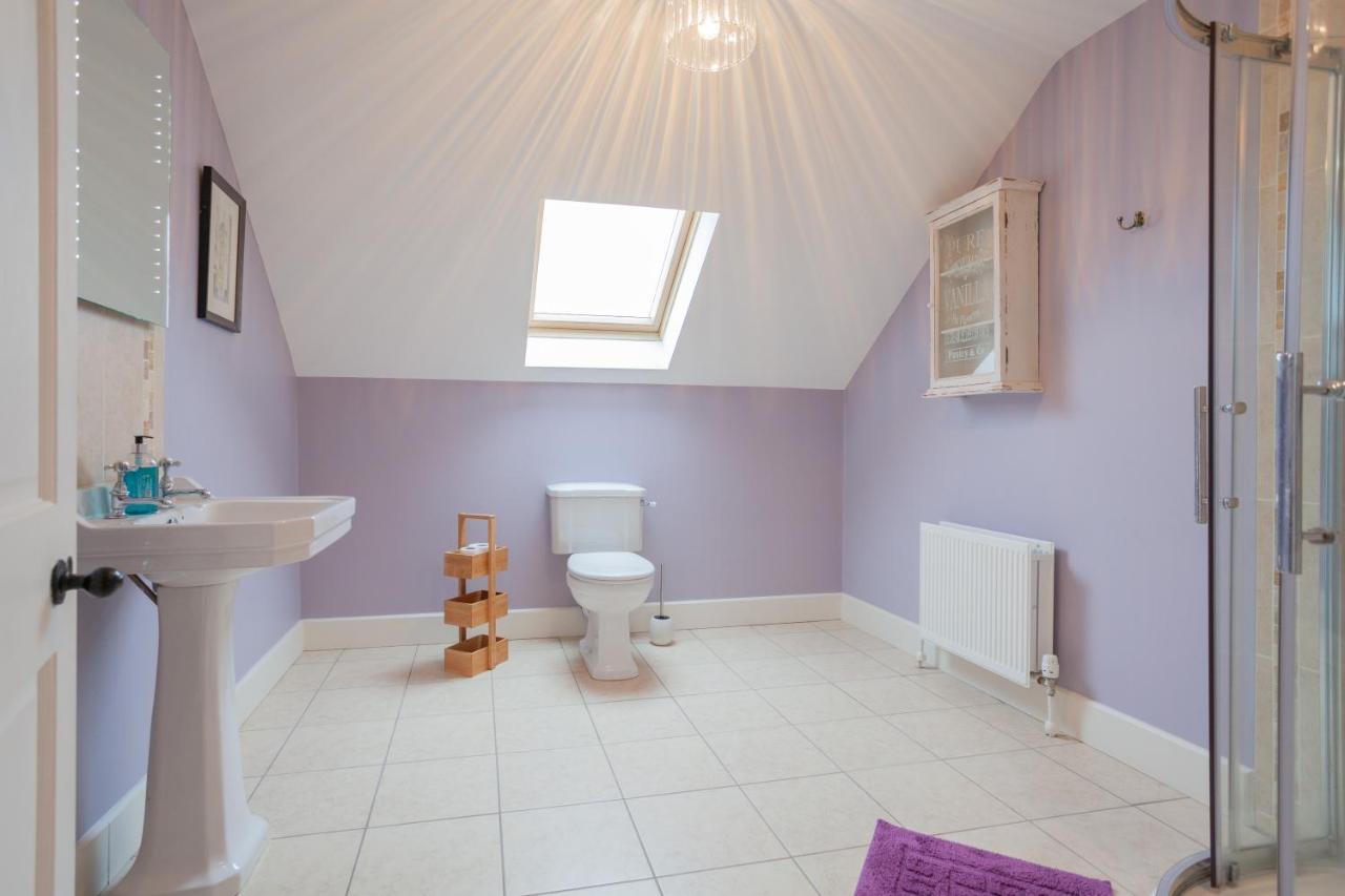Beautiful Mountain Views & Private Hot Tub Villa Kilcoo Luaran gambar